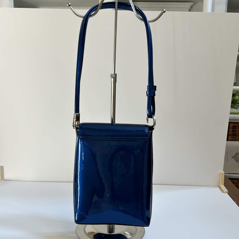 SOLD Elegant Blue Patent Leather Crossbody Bag - Picture 5 of 11